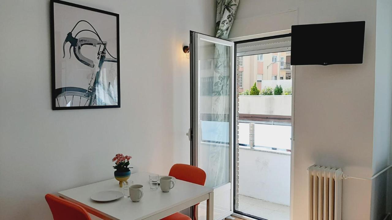 Hostal Lucia By Gaiarooms Salamanca Exterior foto