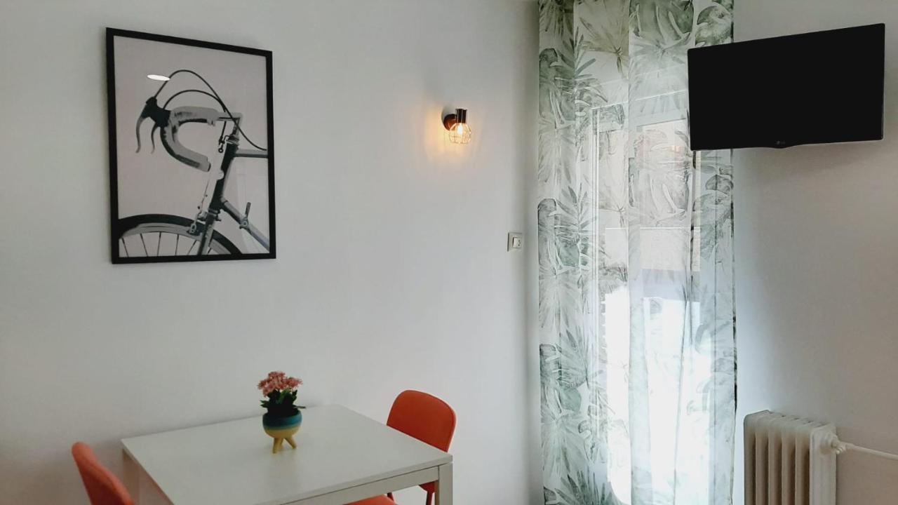 Hostal Lucia By Gaiarooms Salamanca Exterior foto
